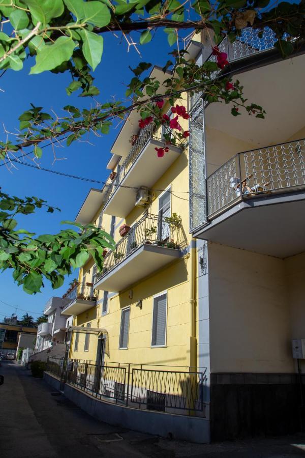 Calabrese Family Villa Pompei Exterior photo
